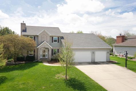 3601 Baywood Road Bloomington IL 61704