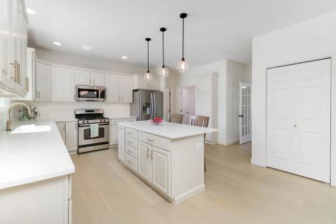 3601 Baywood Road Bloomington IL 61704