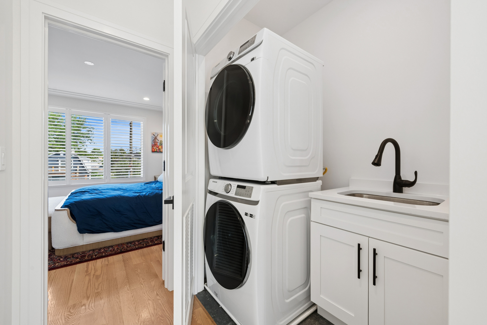 5348 West Argyle Street Chicago IL 60630
