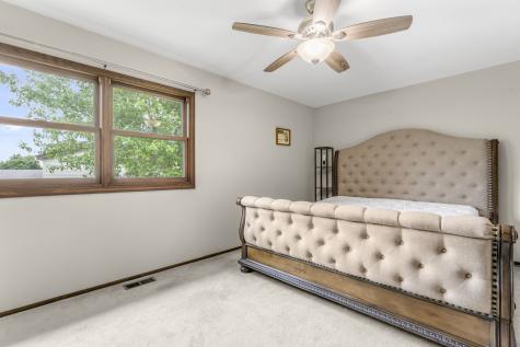 119 Garland Court Glendale Heights IL 60139