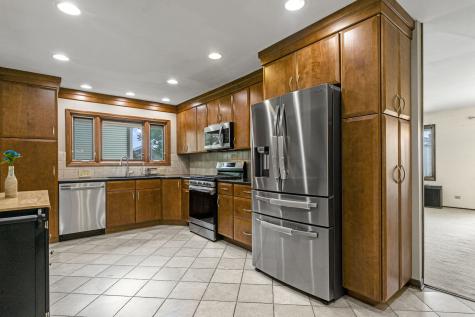 119 Garland Court Glendale Heights IL 60139