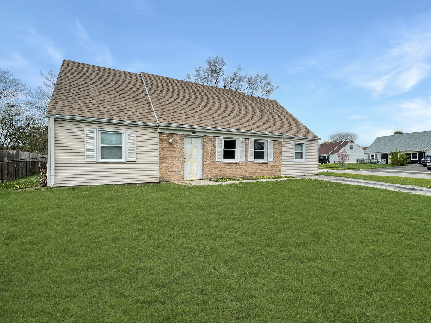 104 Stoneham Court Bolingbrook IL 60440