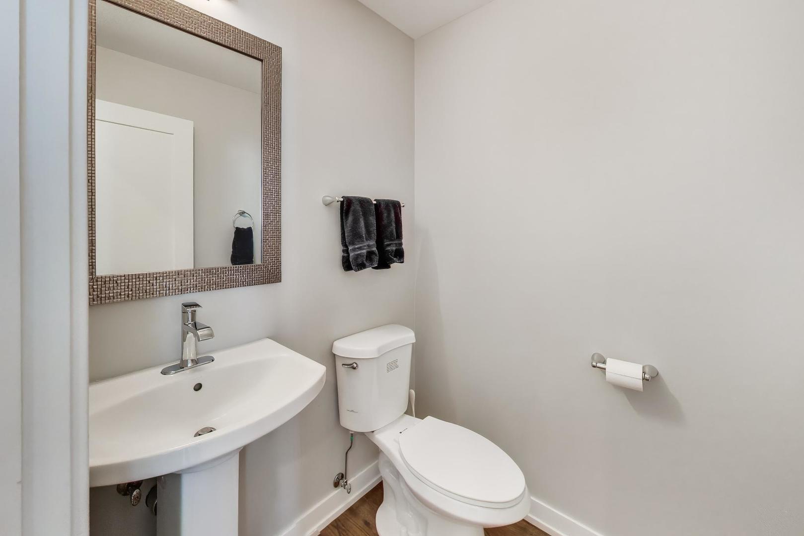 2259 West Coulter Street Chicago IL 60608