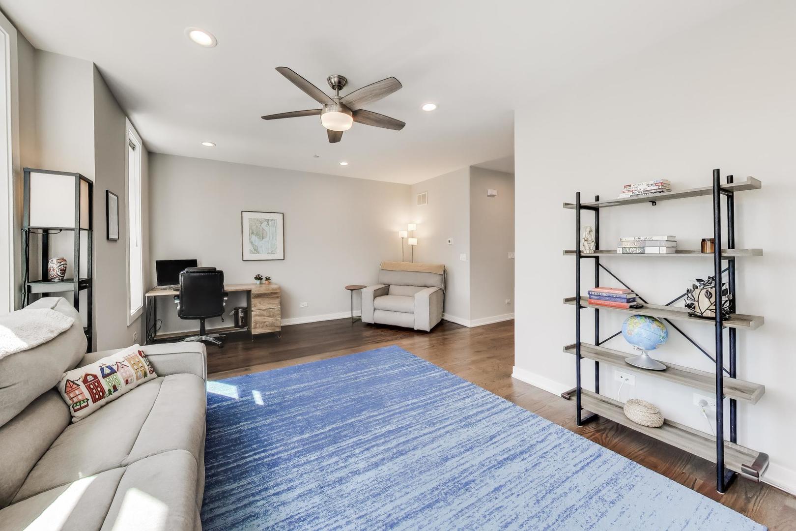 2259 West Coulter Street Chicago IL 60608