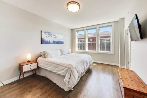 2259 West Coulter Street Chicago IL 60608