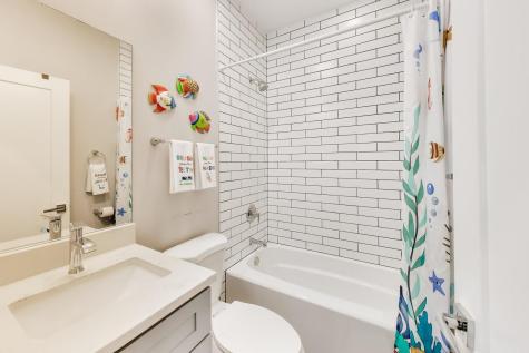 2259 West Coulter Street Chicago IL 60608