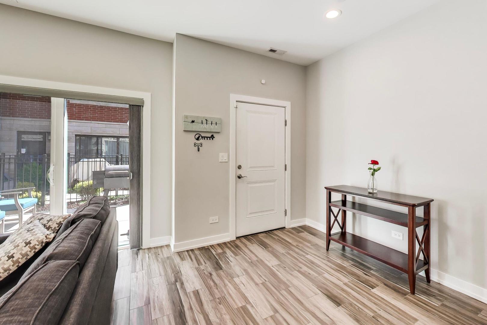 2259 West Coulter Street Chicago IL 60608