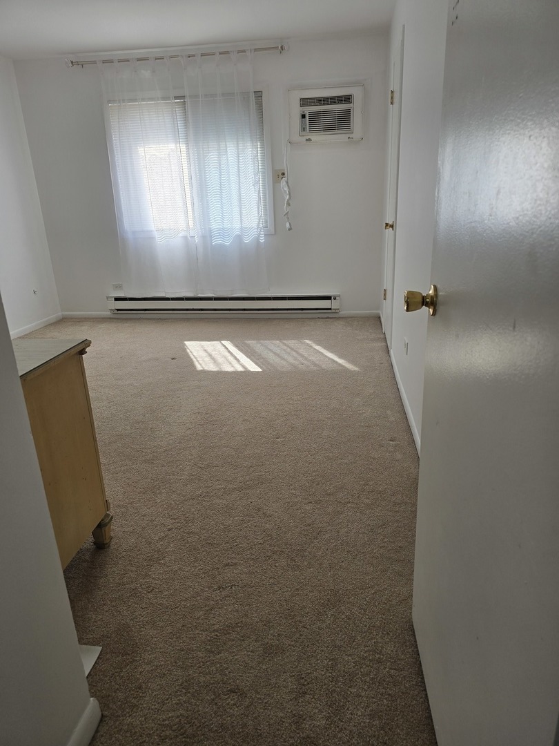 160 South Waters Edge Drive Glendale Heights IL 60139