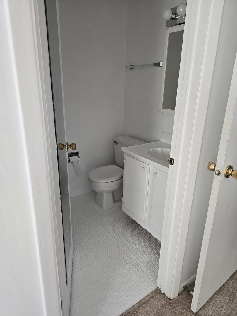 160 South Waters Edge Drive Glendale Heights IL 60139