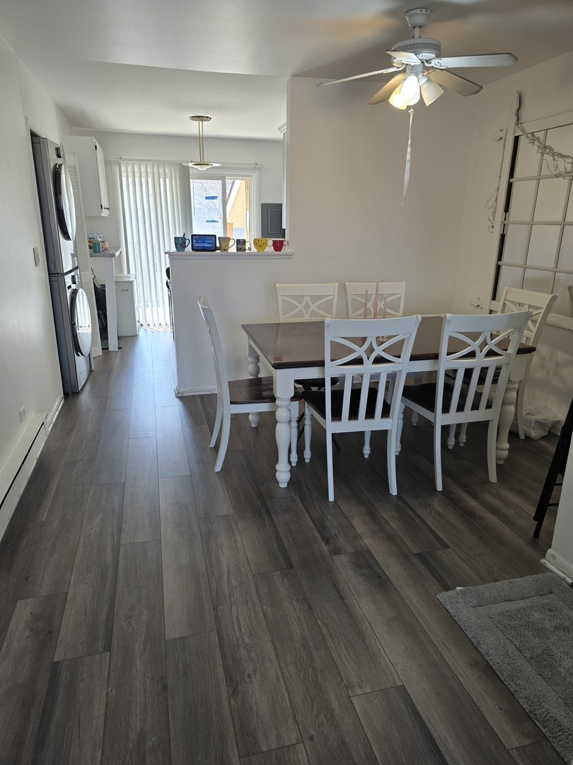 160 South Waters Edge Drive Glendale Heights IL 60139