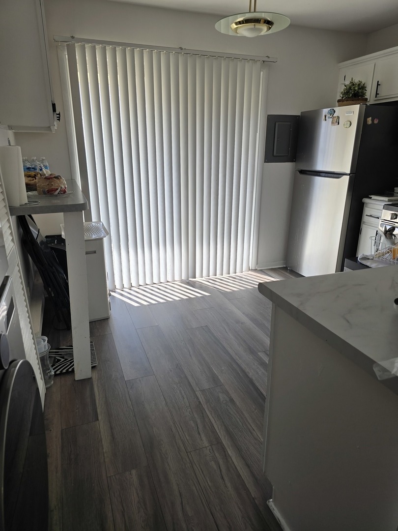 160 South Waters Edge Drive Glendale Heights IL 60139