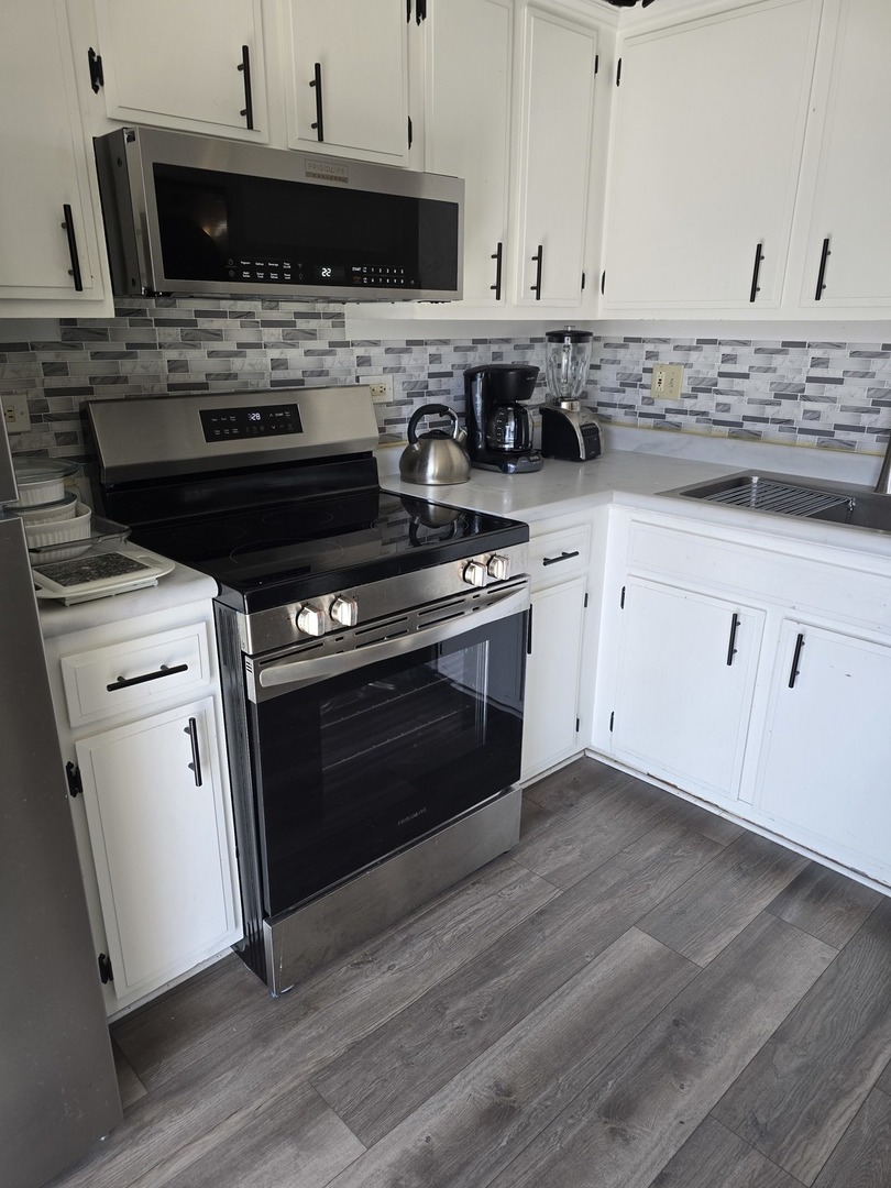 160 South Waters Edge Drive Glendale Heights IL 60139