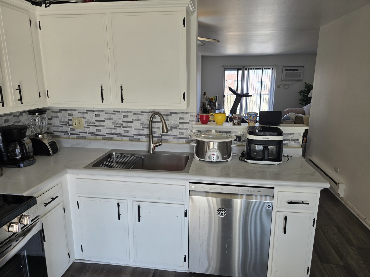 160 South Waters Edge Drive Glendale Heights IL 60139