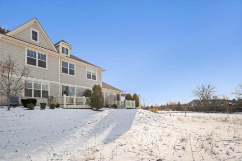 35 Woodland Trail Lincolnshire IL 60069