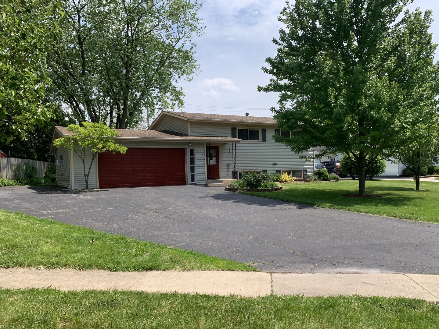 119 Ridge Lane Geneva IL 60134