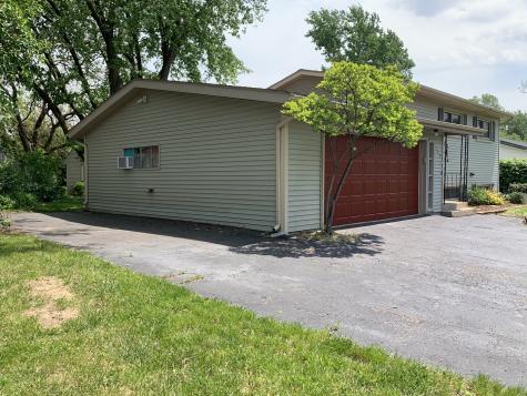 119 Ridge Lane Geneva IL 60134
