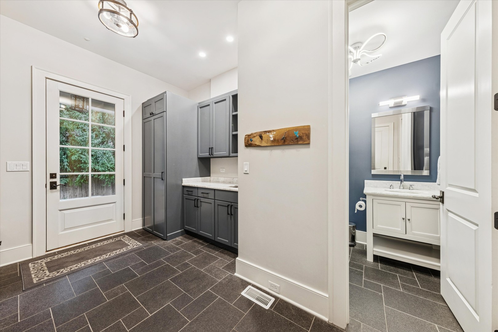 415 North Adams Street Hinsdale IL 60521