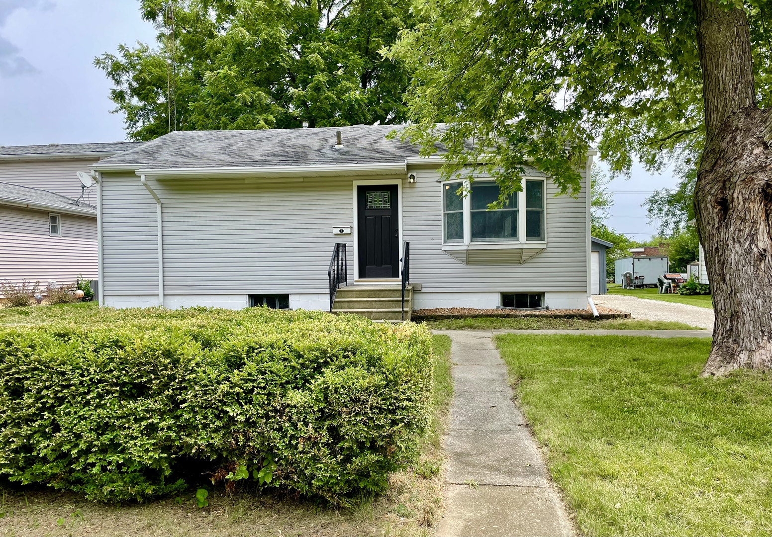 376 South Oak Street Manteno IL MLS 11842128 185,000 McColly