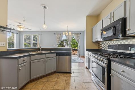 1228 Le Moyne Avenue Romeoville IL 60446