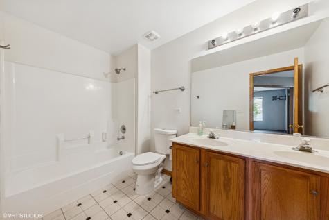 1228 Le Moyne Avenue Romeoville IL 60446