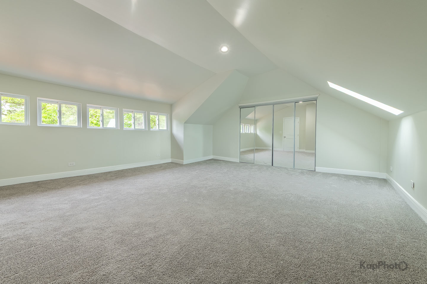 7727 South Stewart Avenue Chicago IL 60620