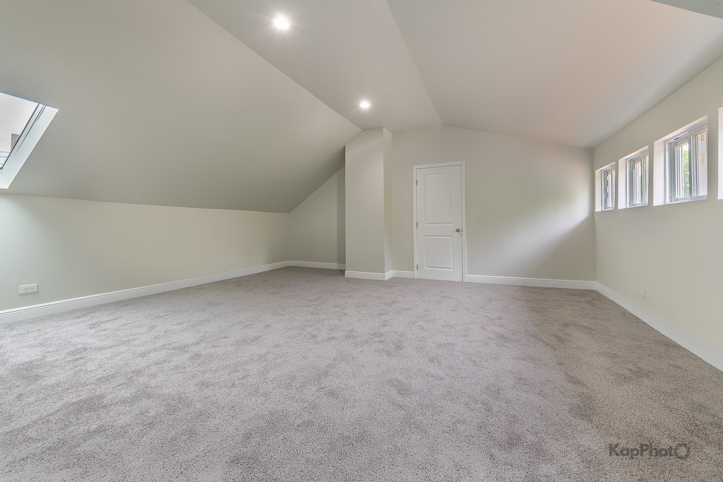 7727 South Stewart Avenue Chicago IL 60620