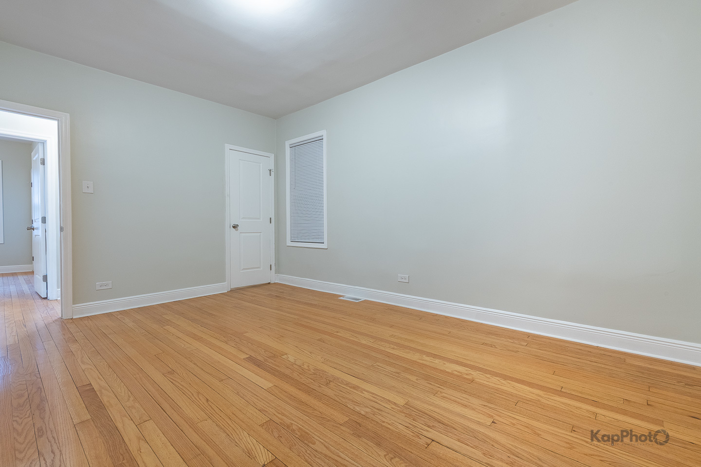 7727 South Stewart Avenue Chicago IL 60620