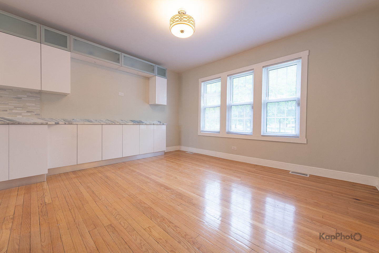 7727 South Stewart Avenue Chicago IL 60620