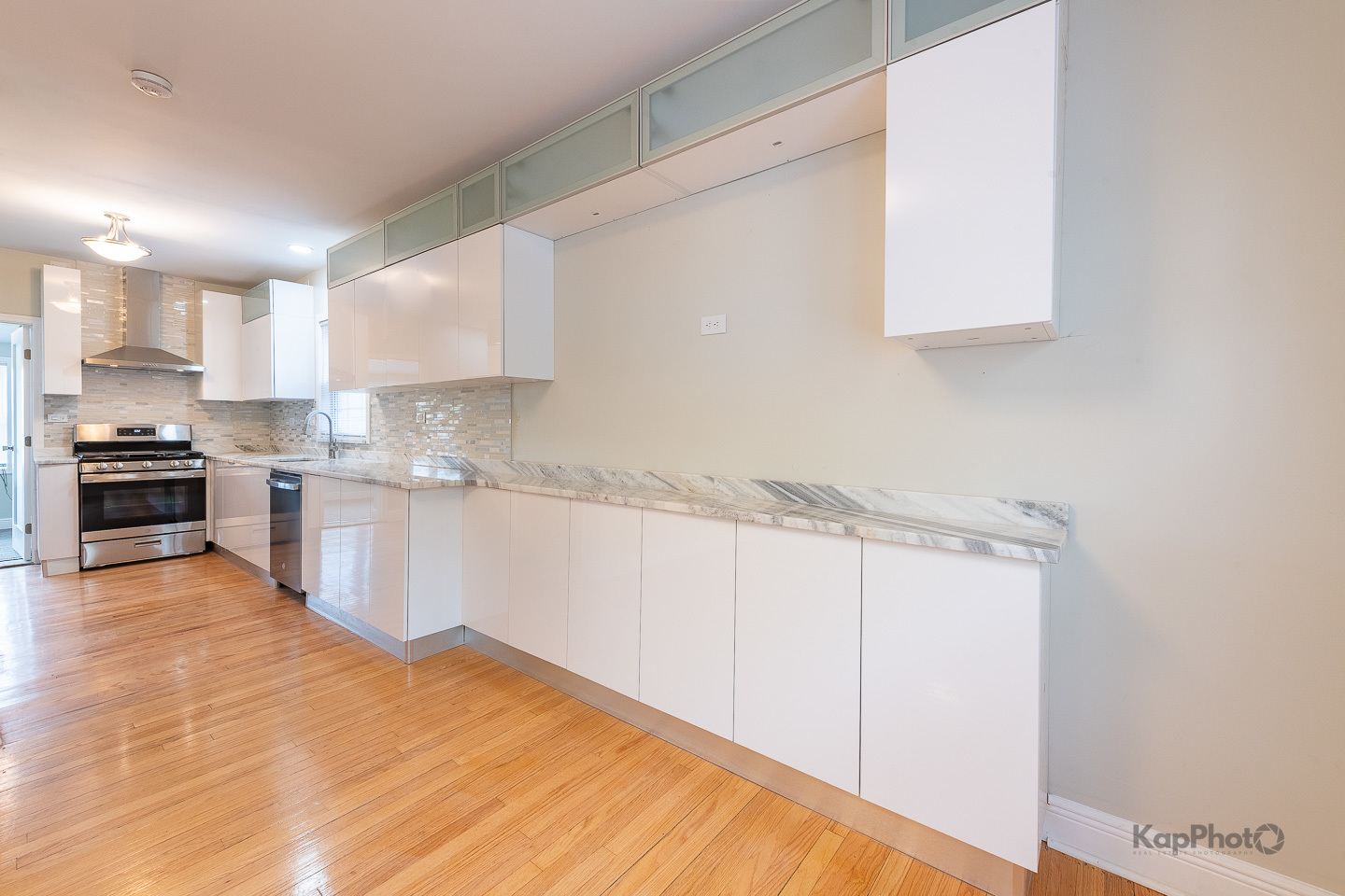 7727 South Stewart Avenue Chicago IL 60620