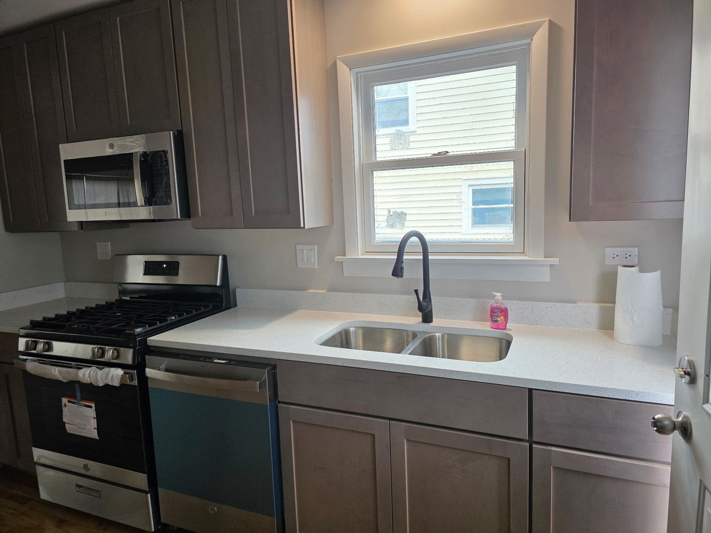 26597 West Maple Street Antioch IL 60002