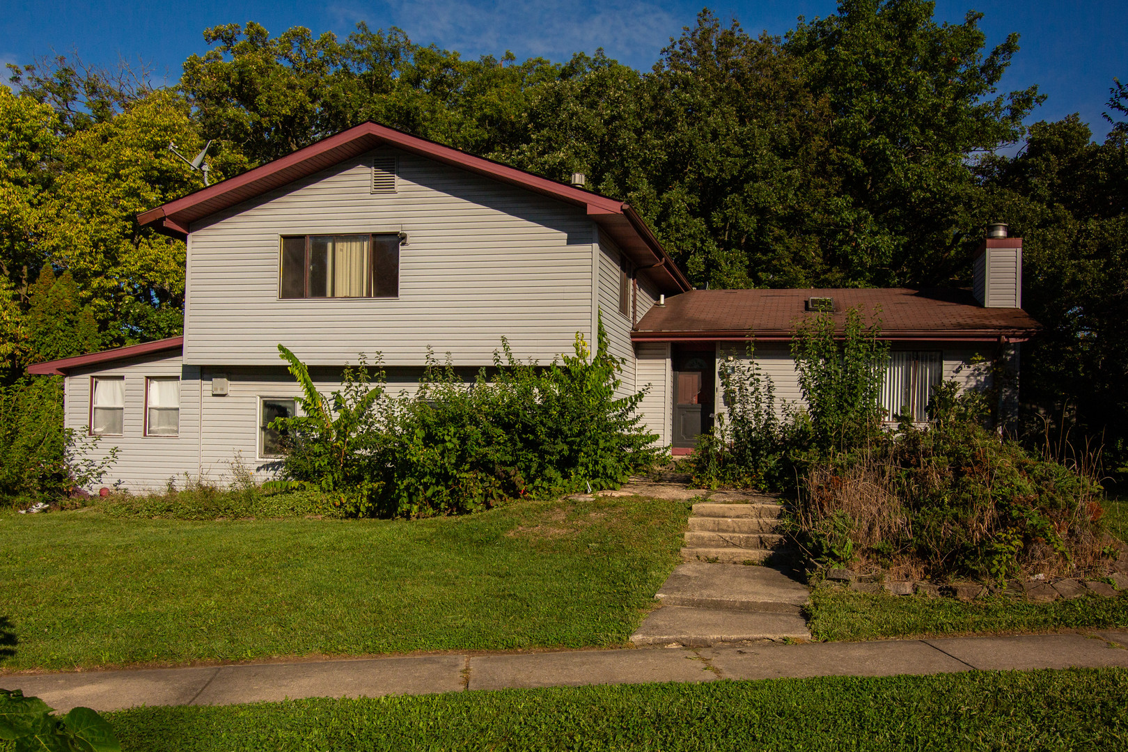 754 Mission Avenue University Park IL 60484