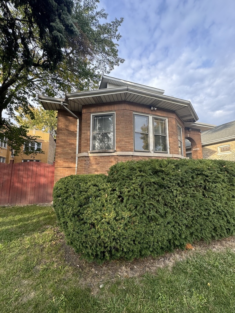4948 West Schubert Avenue Chicago IL 60639