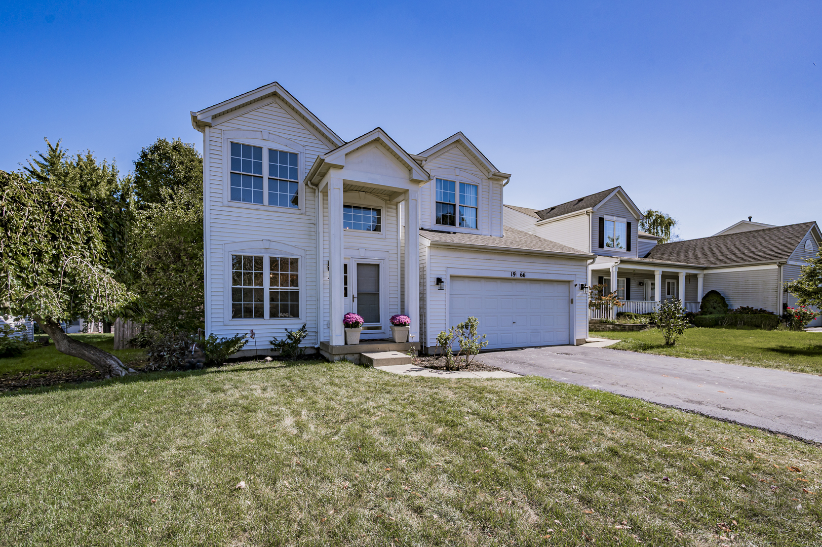 1966 Congrove Drive Aurora IL 60503