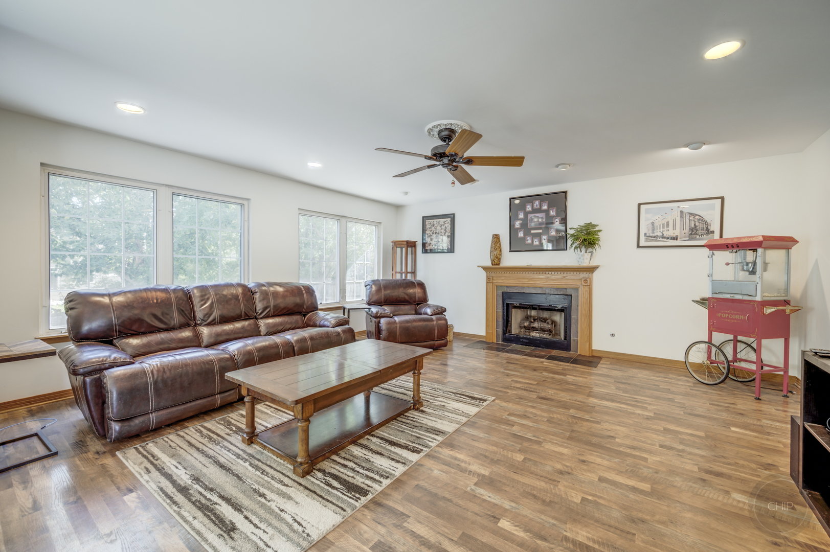 1966 Congrove Drive Aurora IL 60503