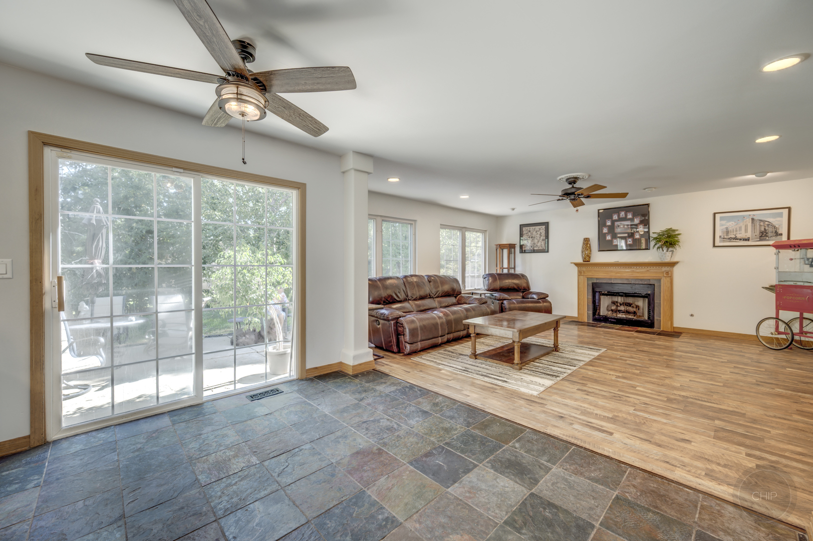 1966 Congrove Drive Aurora IL 60503