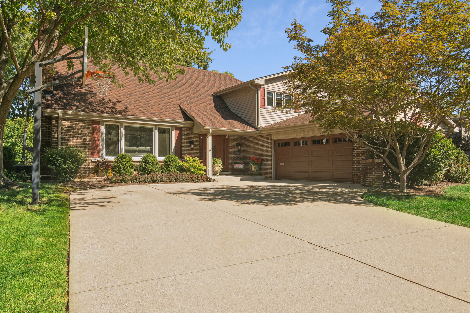 1102 East Waverly Drive Arlington Heights IL 60004