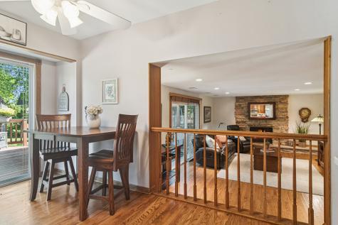 1102 East Waverly Drive Arlington Heights IL 60004
