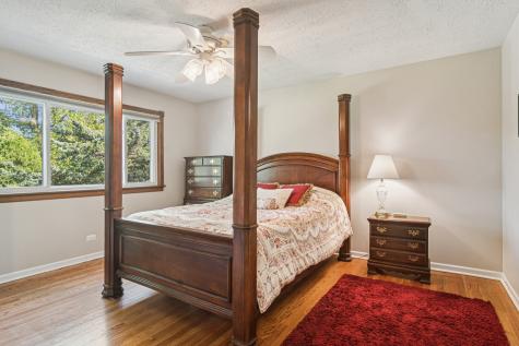 1102 East Waverly Drive Arlington Heights IL 60004