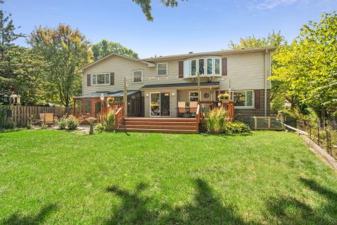 1102 East Waverly Drive Arlington Heights IL 60004