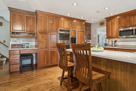 1102 East Waverly Drive Arlington Heights IL 60004