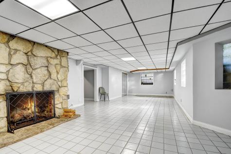 2001 West 103rd Street Chicago IL 60643