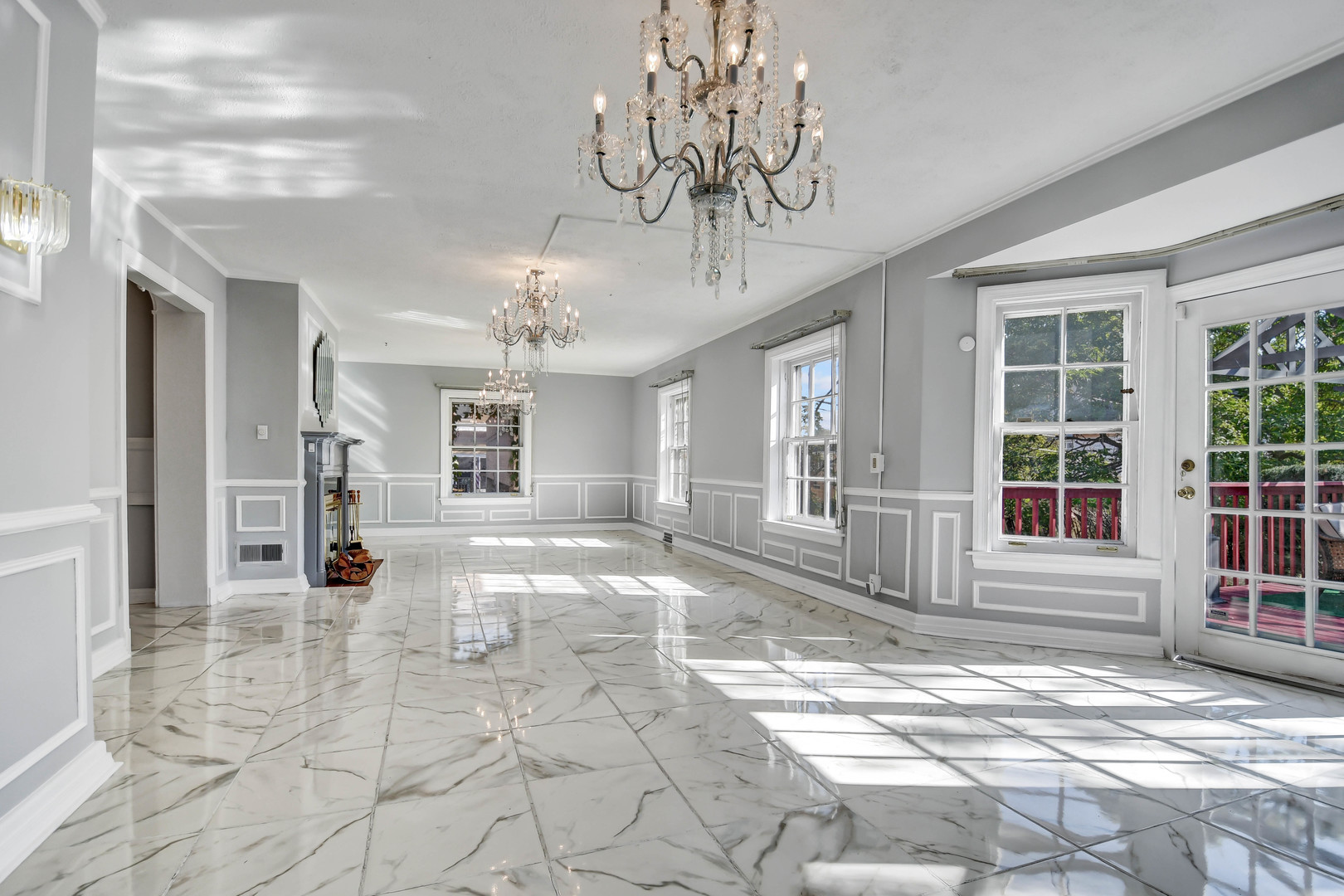 2001 West 103rd Street Chicago IL 60643