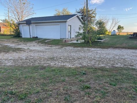 3940 E 20th Road Serena IL 60549