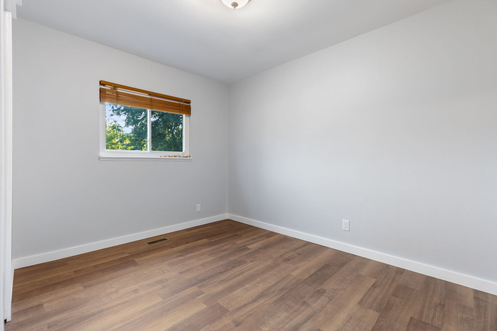 233 Malibu Drive Bolingbrook IL 60440