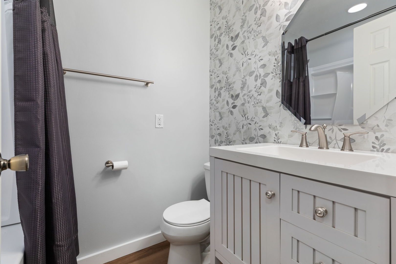 233 Malibu Drive Bolingbrook IL 60440