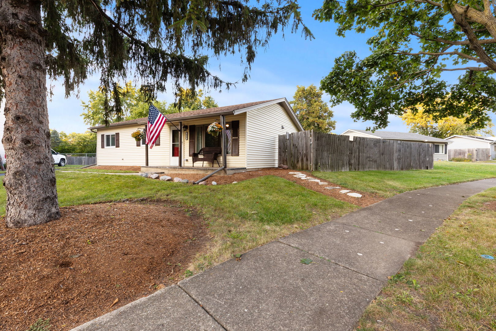 233 Malibu Drive Bolingbrook IL 60440