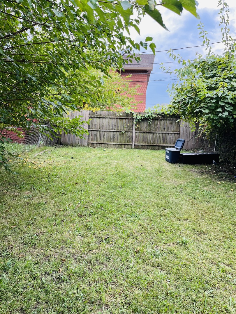 15 East 126th Street Chicago IL 60628