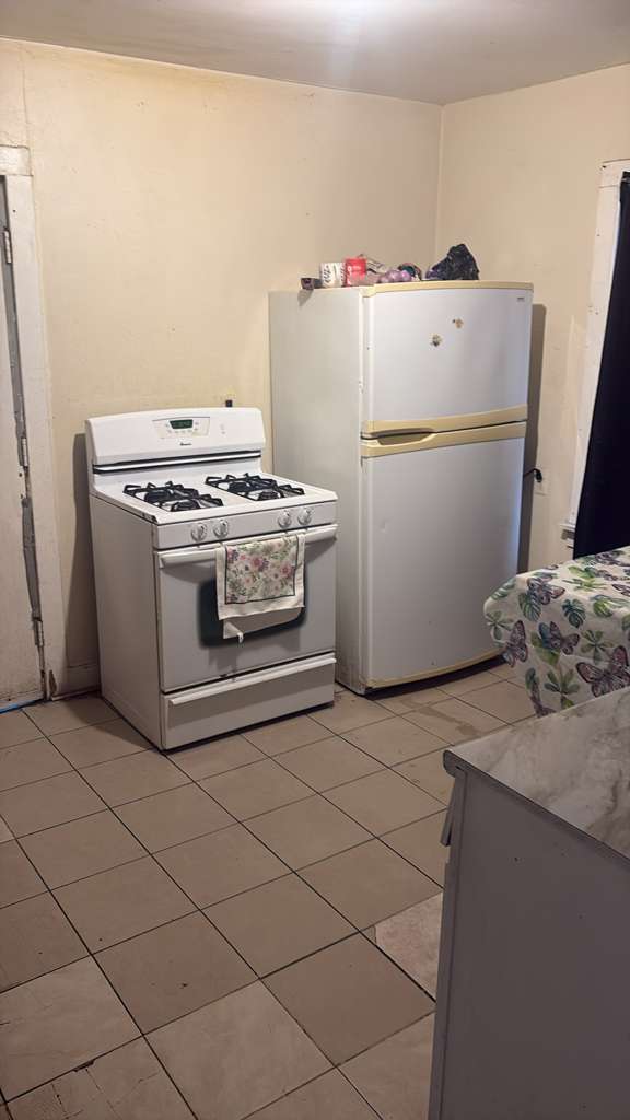 15 East 126th Street Chicago IL 60628