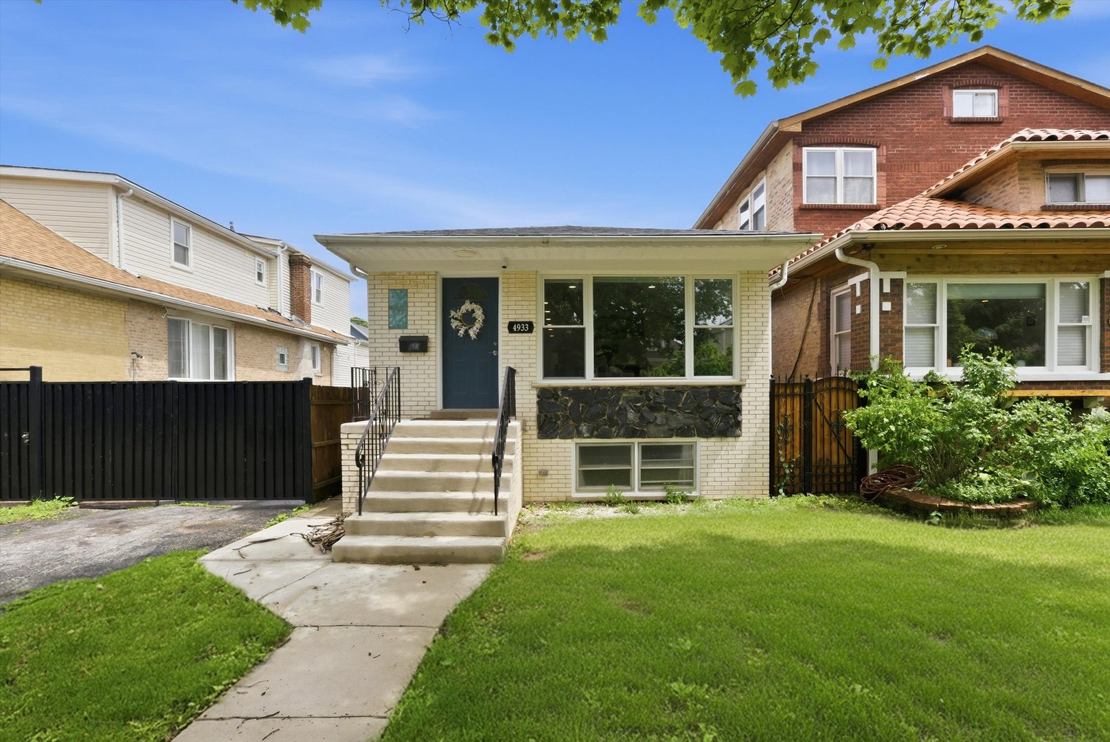 4933 North Keeler Avenue Chicago IL 60630