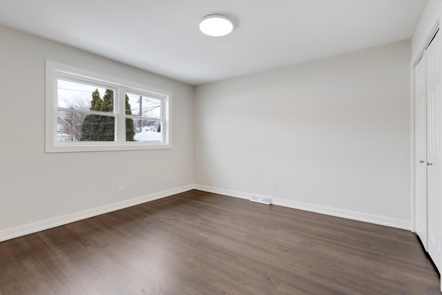 4933 North Keeler Avenue Chicago IL 60630